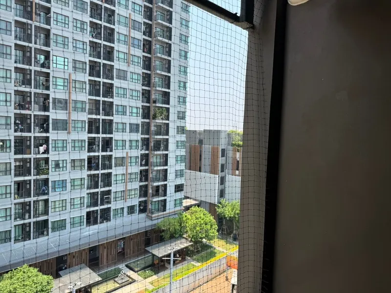 ESCENT CONDO